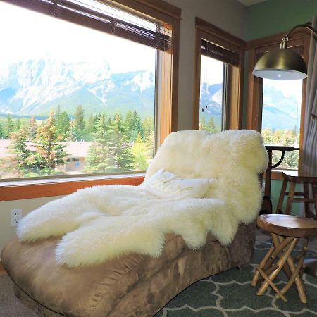 Fenwick Vacation Rental Open Hot Tub Glorious Mountain 2 Bedroom Canmore Exterior photo