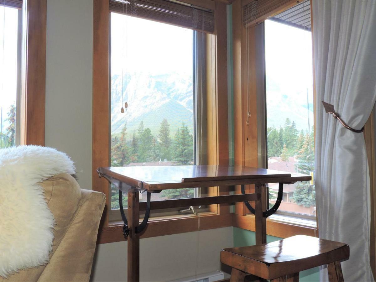 Fenwick Vacation Rental Open Hot Tub Glorious Mountain 2 Bedroom Canmore Exterior photo