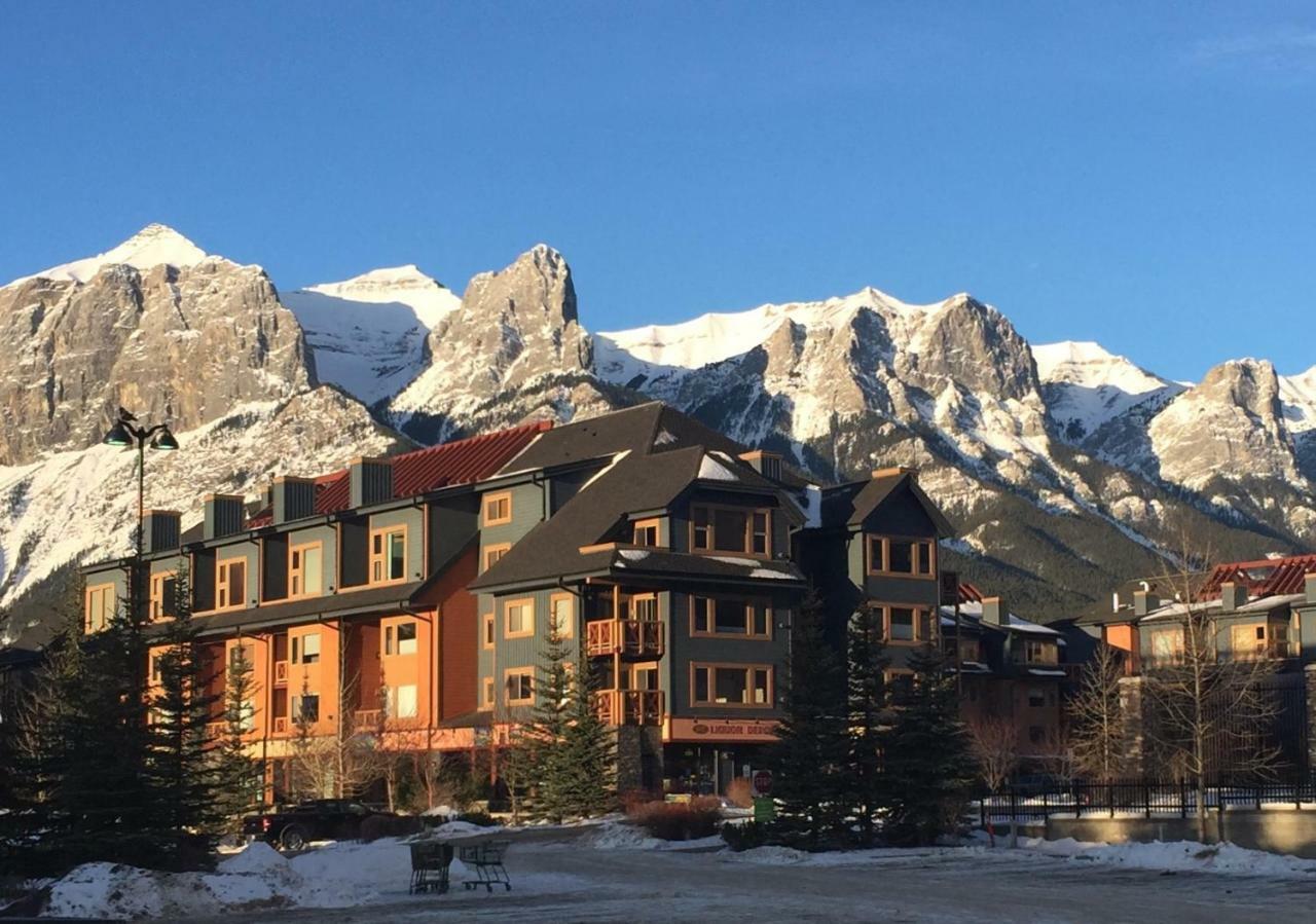 Fenwick Vacation Rental Open Hot Tub Glorious Mountain 2 Bedroom Canmore Exterior photo